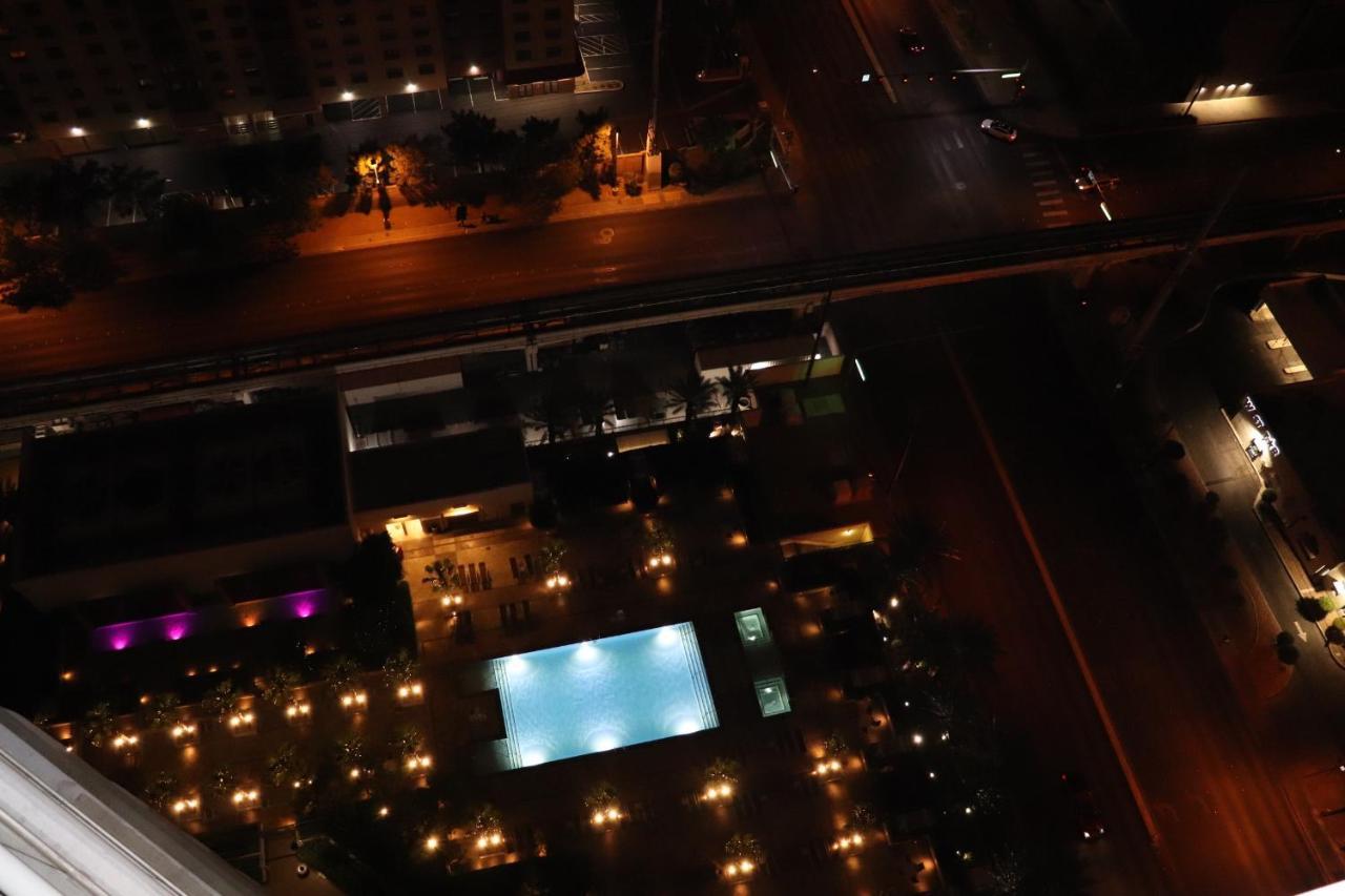 Balcony Suite Strip View Las Vegas Bagian luar foto