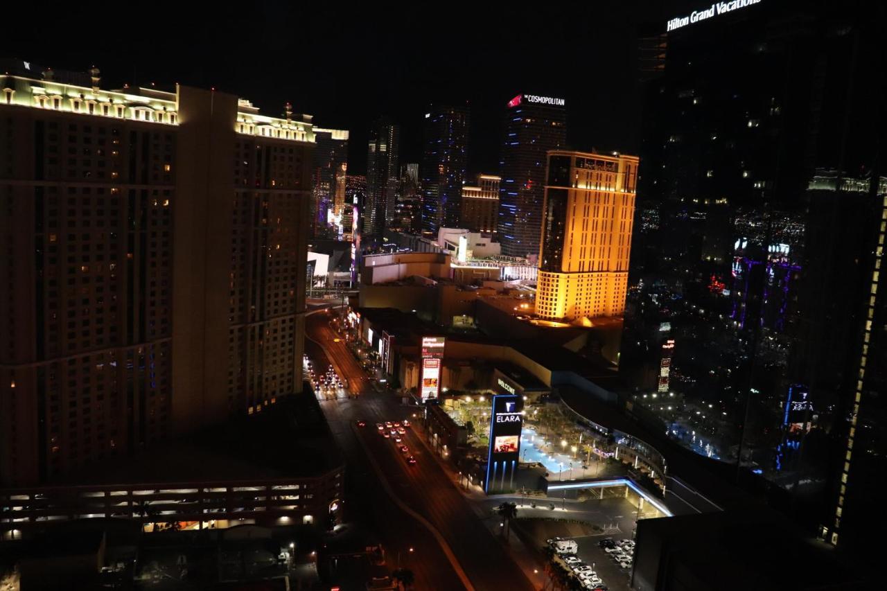 Balcony Suite Strip View Las Vegas Bagian luar foto